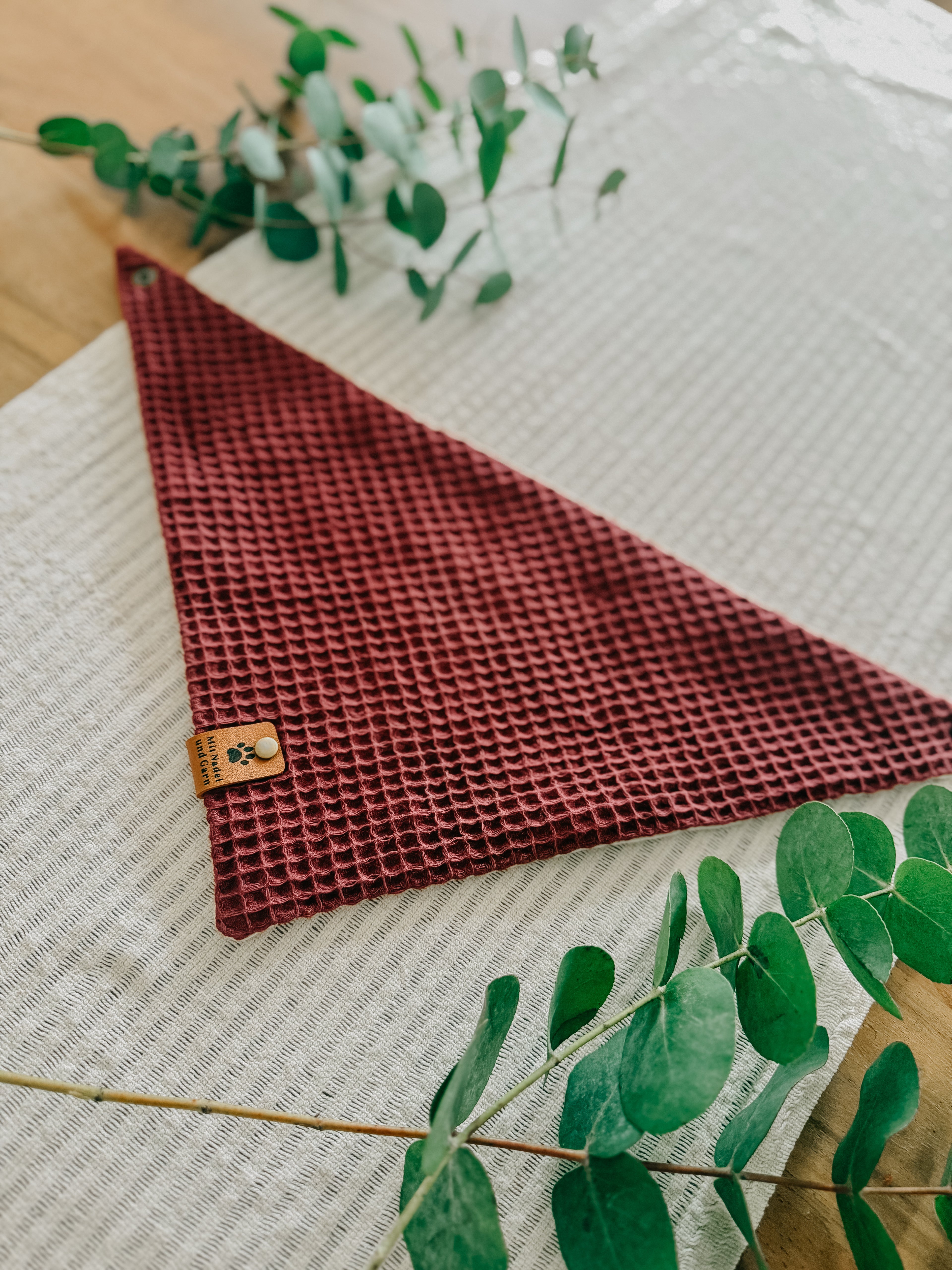 Ella-Loop - Hundehalstuch mit Marienkäfer-Design