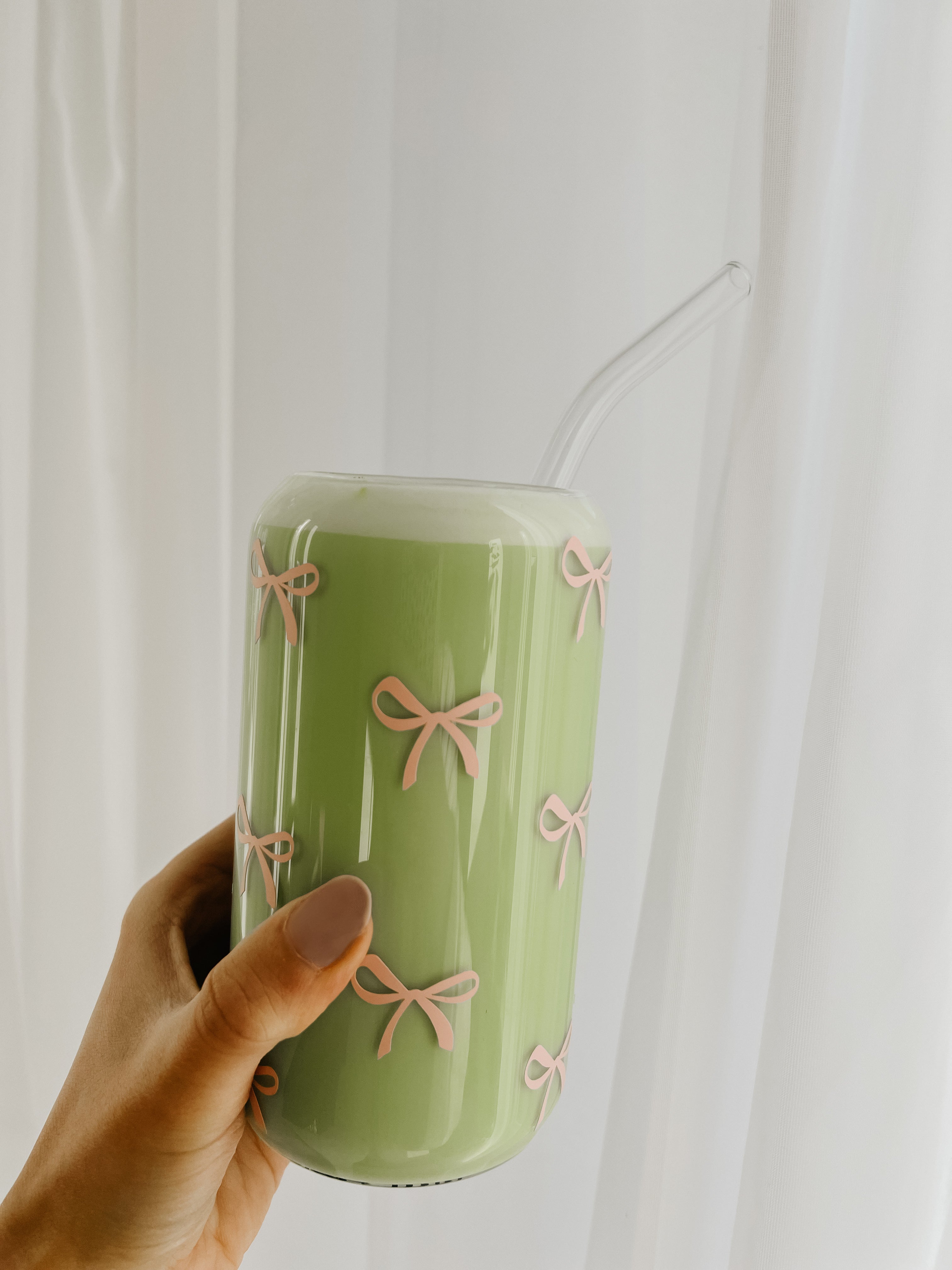 Grace-Cup - Trinkglas mit süßem Schleifen-Design